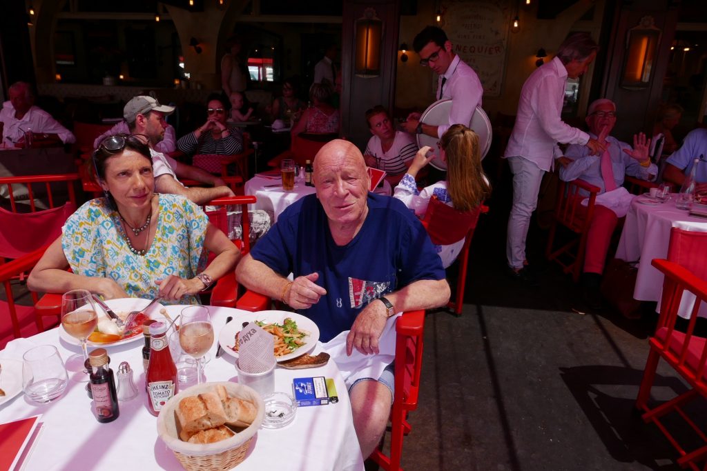 Jacques Miocque en terrasse © GP