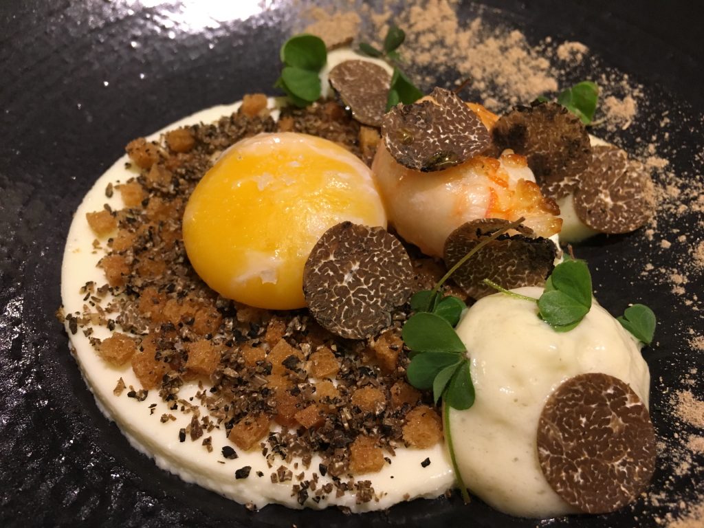 Oeuf à basse température, truffe, langoustine © GP