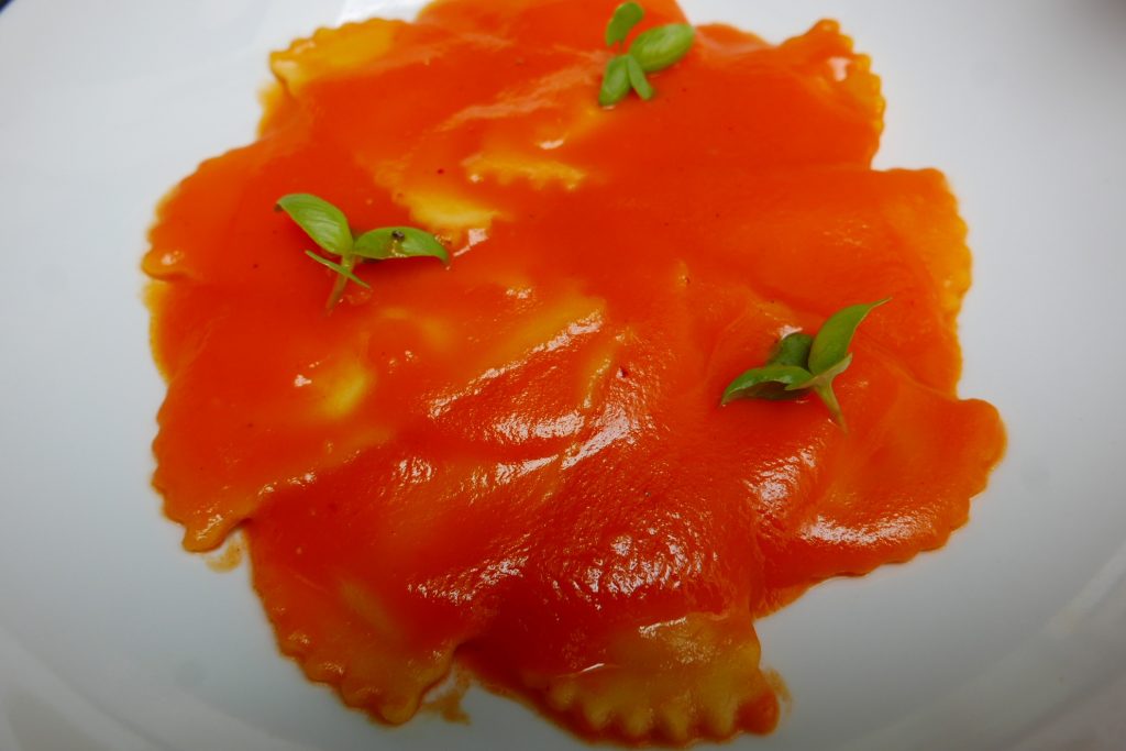 Ravioles au chèvre et poivrons © GP
