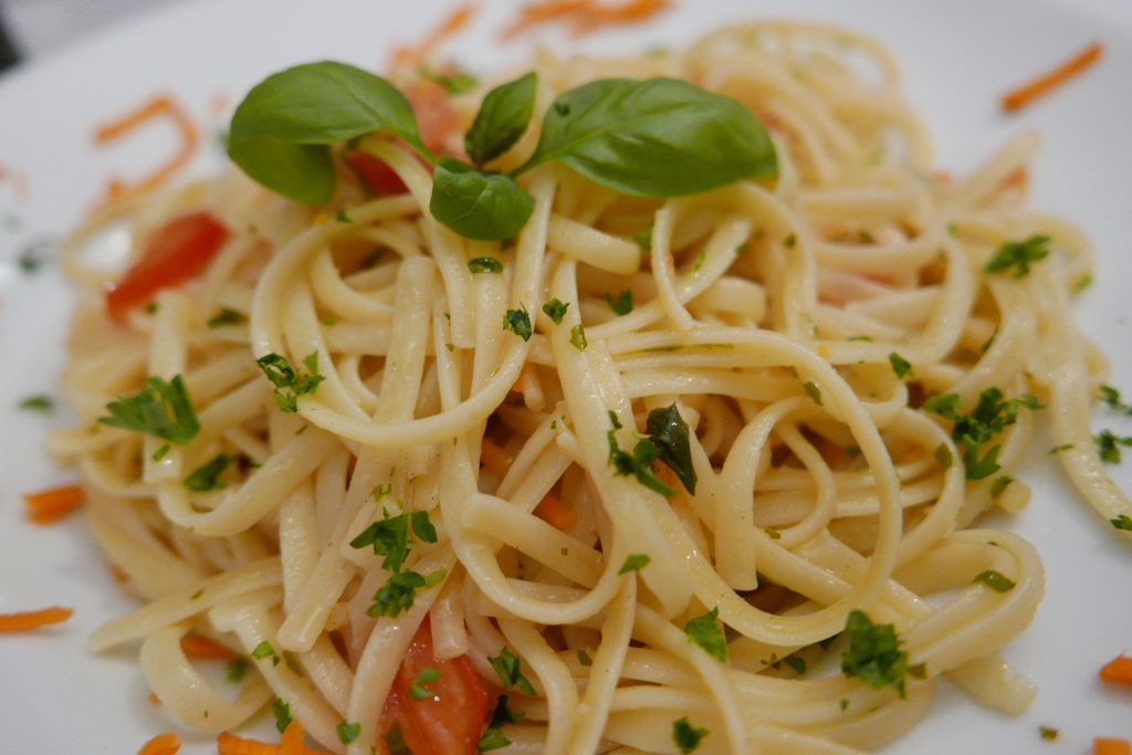 Linguine huile d'olive, ail et piment © GP