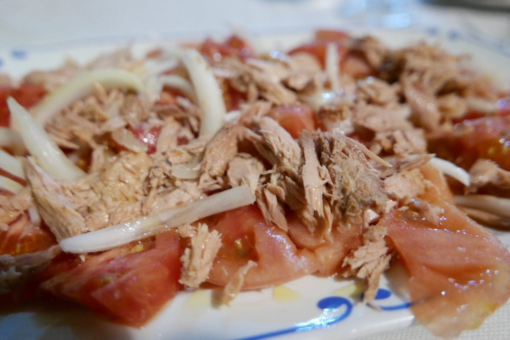 Salade de tomates au thon © GP