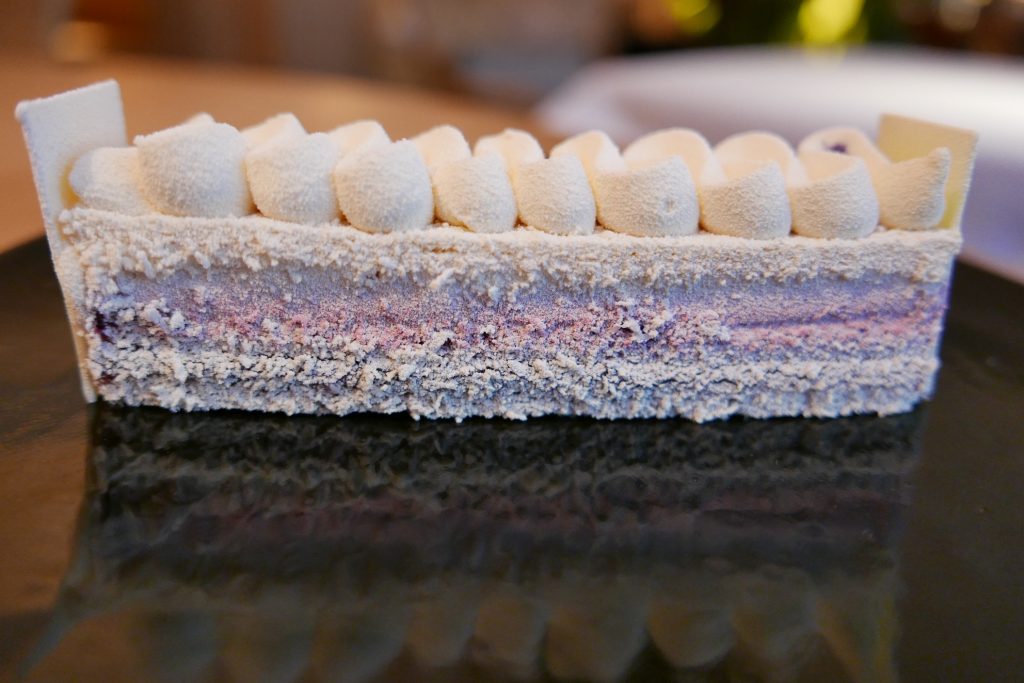Entremet framboise/cassis © GP