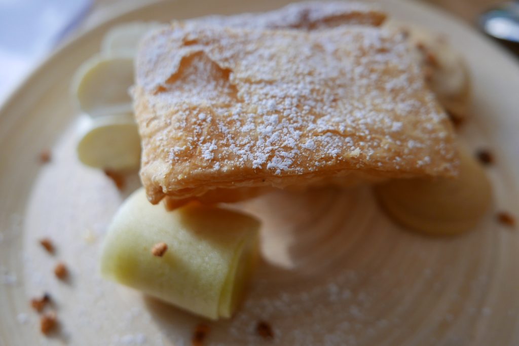 Tombé de millefeuille de pommes © GP