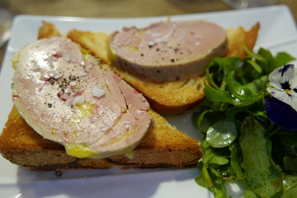 Foie gras et brioche truffée © GP