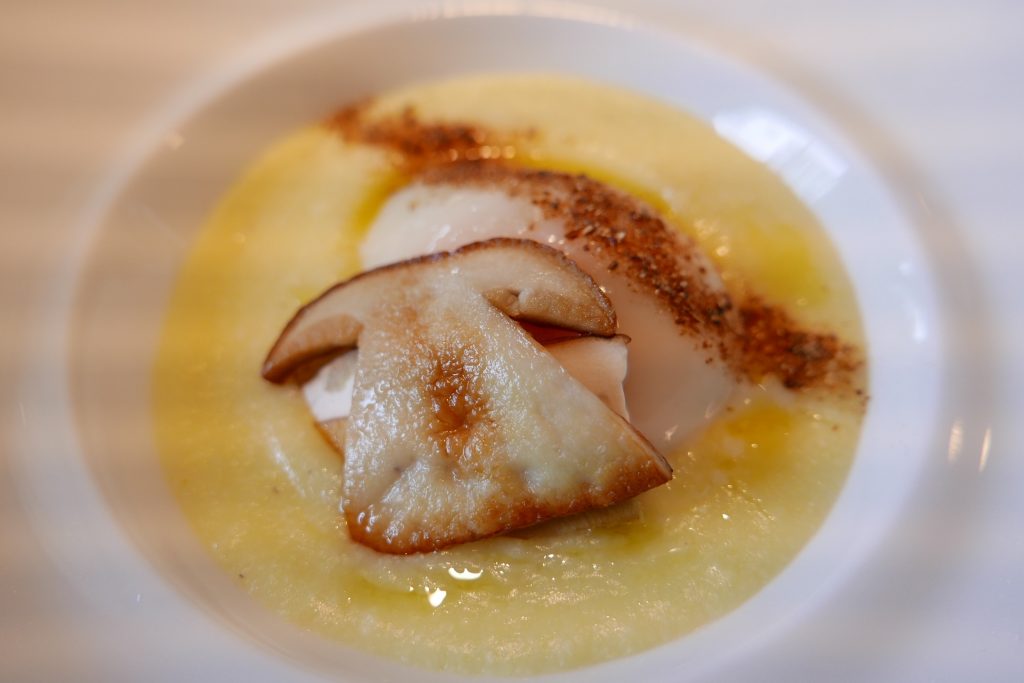 Oeuf, cèpes, polenta © GP
