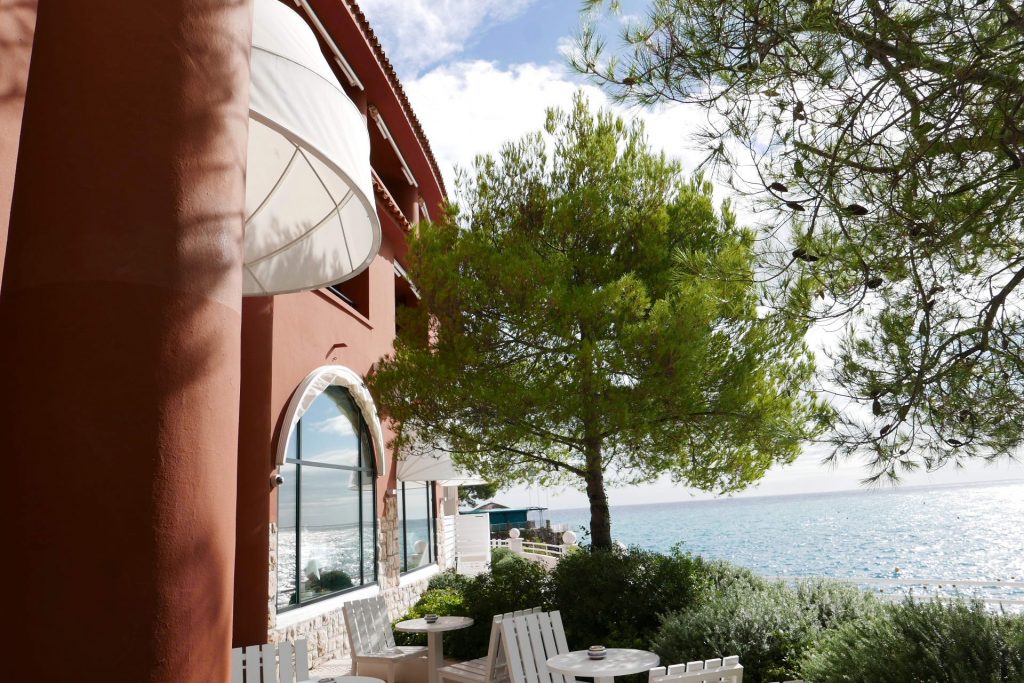 En terrasse © G¨