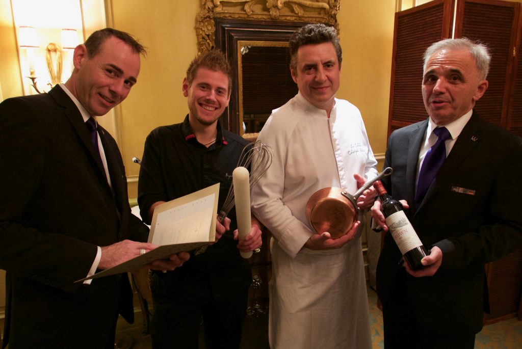 Bryan Esposito, Christophe Moisand et le service © GP