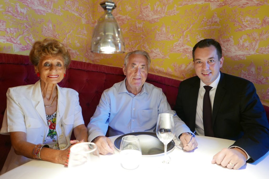 Monique et Emile Jung avec Cédric Moulot © GP