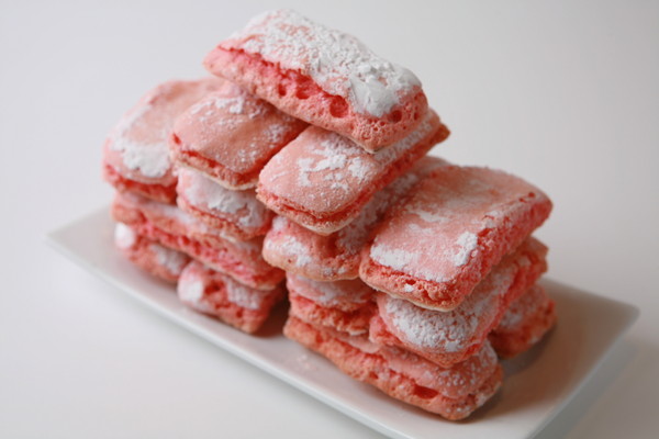 Biscuits roses de Reims © DR