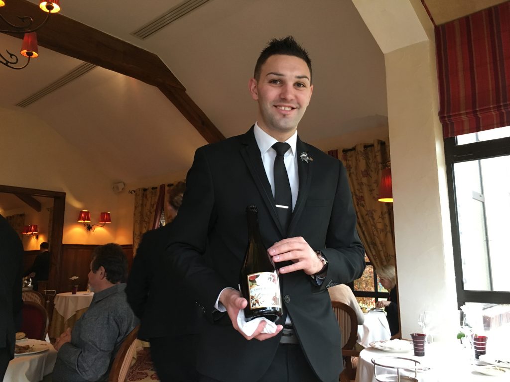 Delphin Cornaille et le service du vin © GP