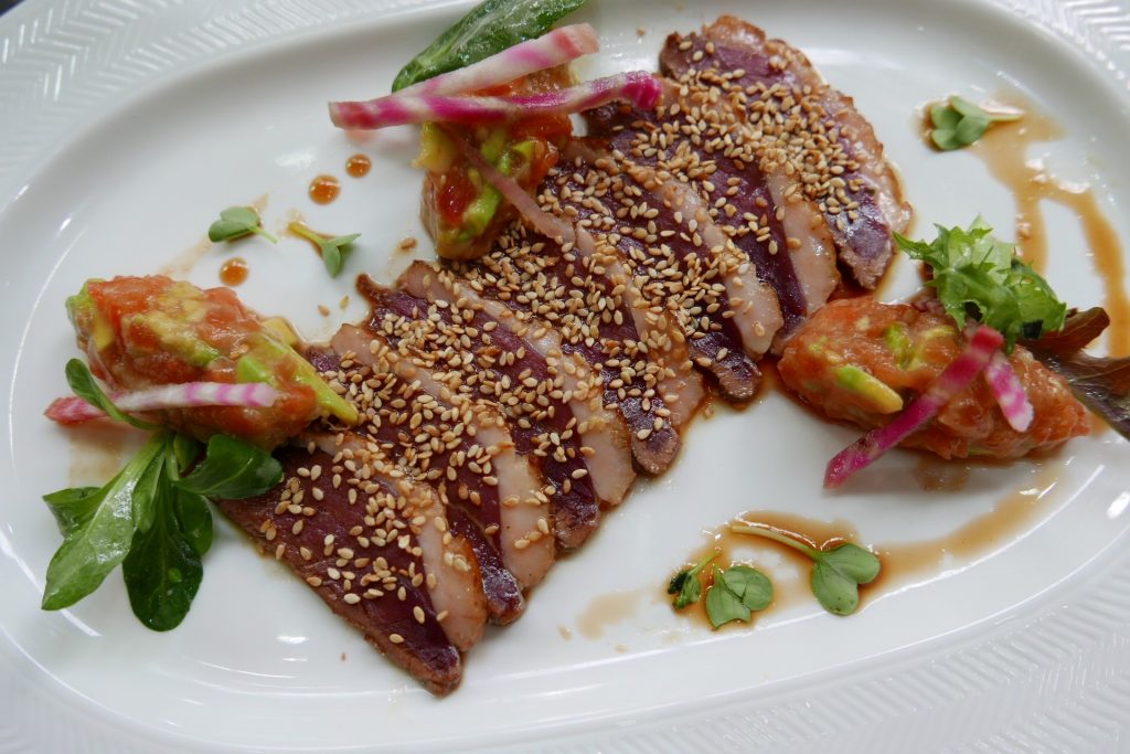 Tataki de magret au sésame © GP