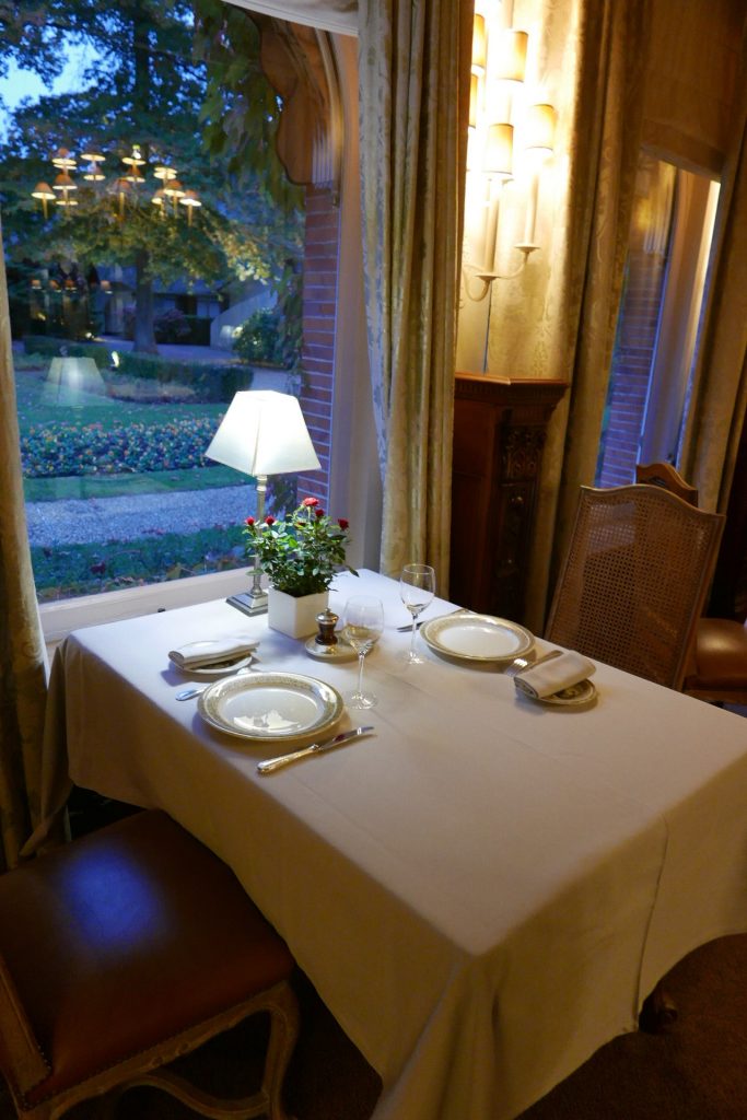 Une table © GP