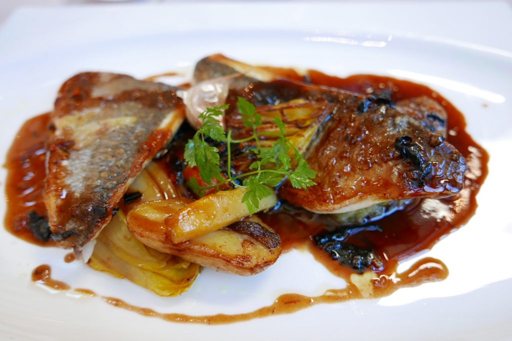 Daurade au jus de veau © GP