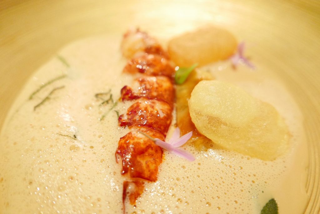 Homard aux pommes de terre © GP