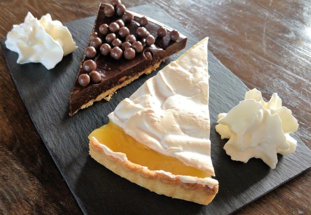 Tarte citron meringuée et chocolat © AA
