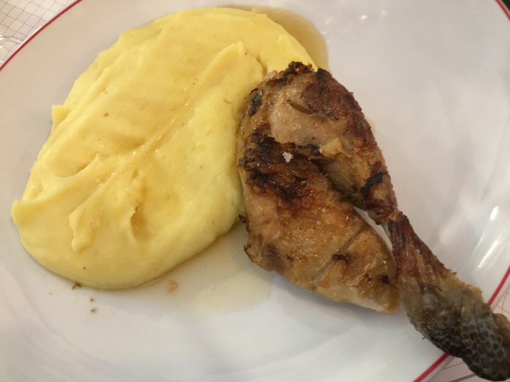 Cuisse de poulet pomme purée © GP
