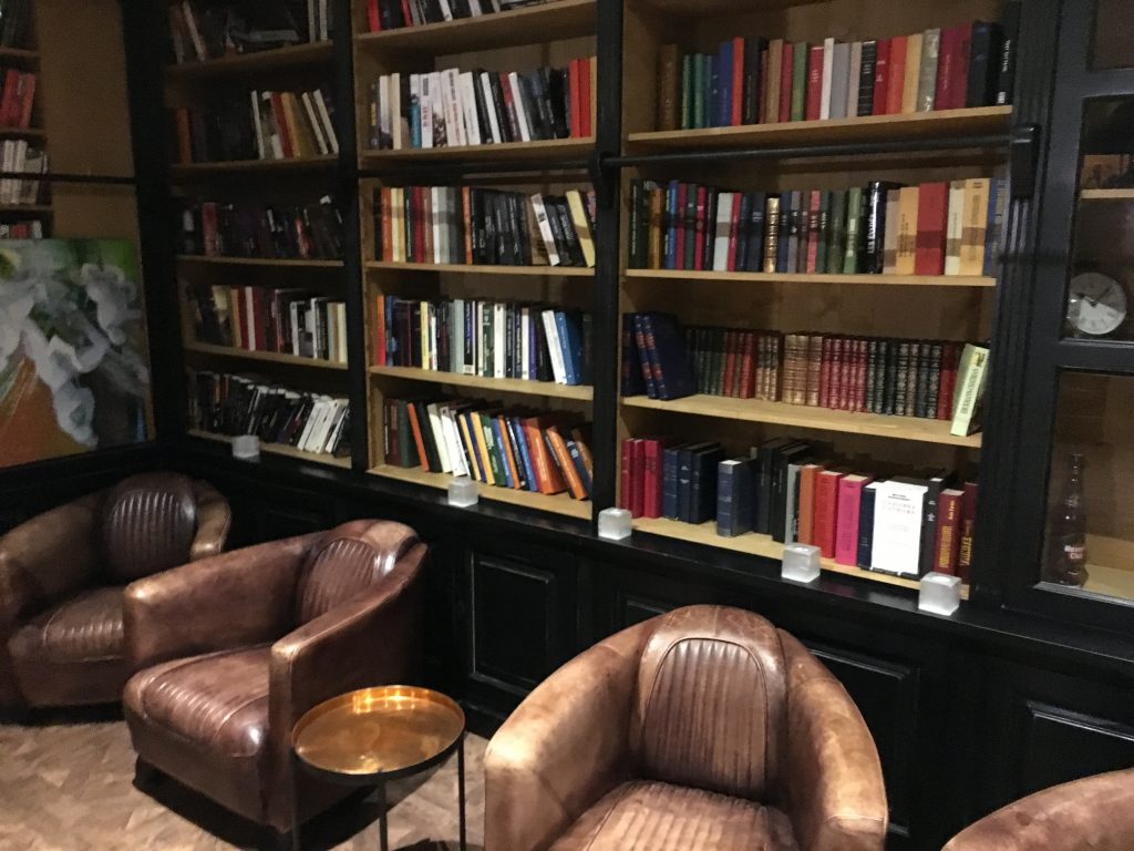 Salon de l'hôtel © GP