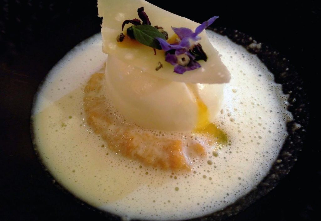 L'oeuf surprise © AA