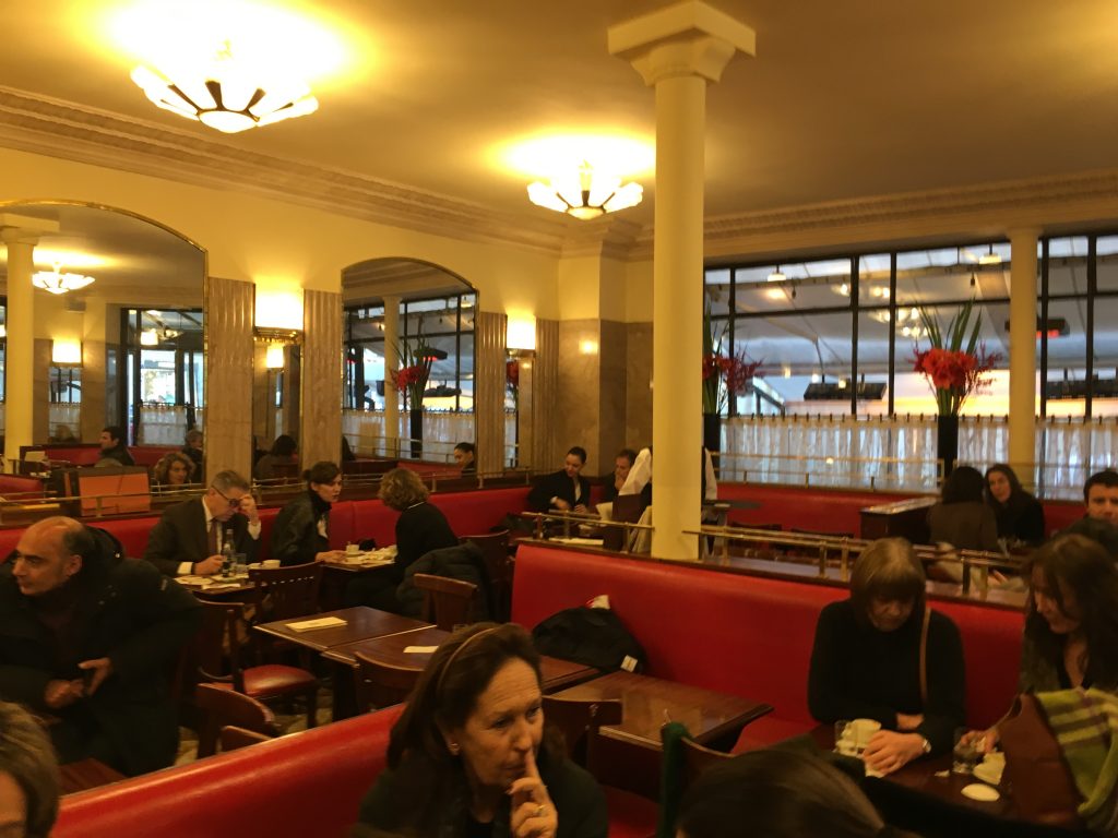 A l"intérieur © GP