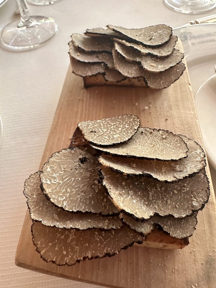 Tartine aux truffes © GP