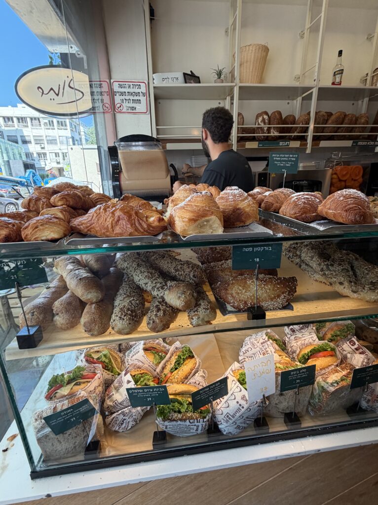 Tel Aviv : Zomer Bakery, le bon réveil de Frishman