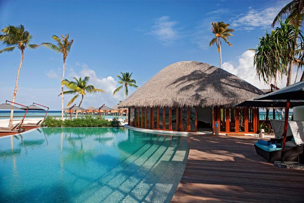 © Constance Halaveli Resort