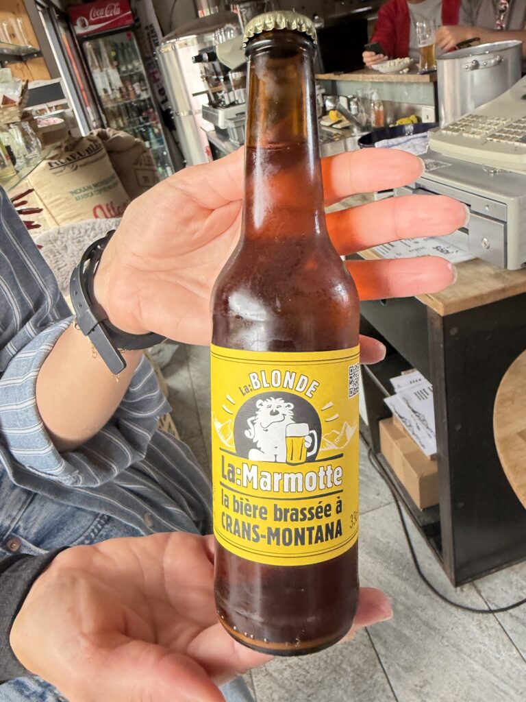 Crans-Montana : une bière et un Södi pour dire adieu (provisoire) à la montagne