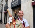 Bayonne : Montauzer, le jambon en vitrine